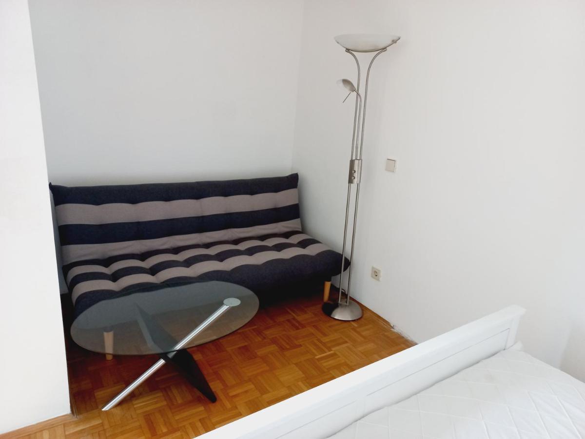 Lora Apartment Klagenfurt am Woerthersee Bagian luar foto